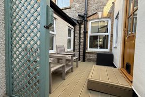 Central Courtyard- click for photo gallery